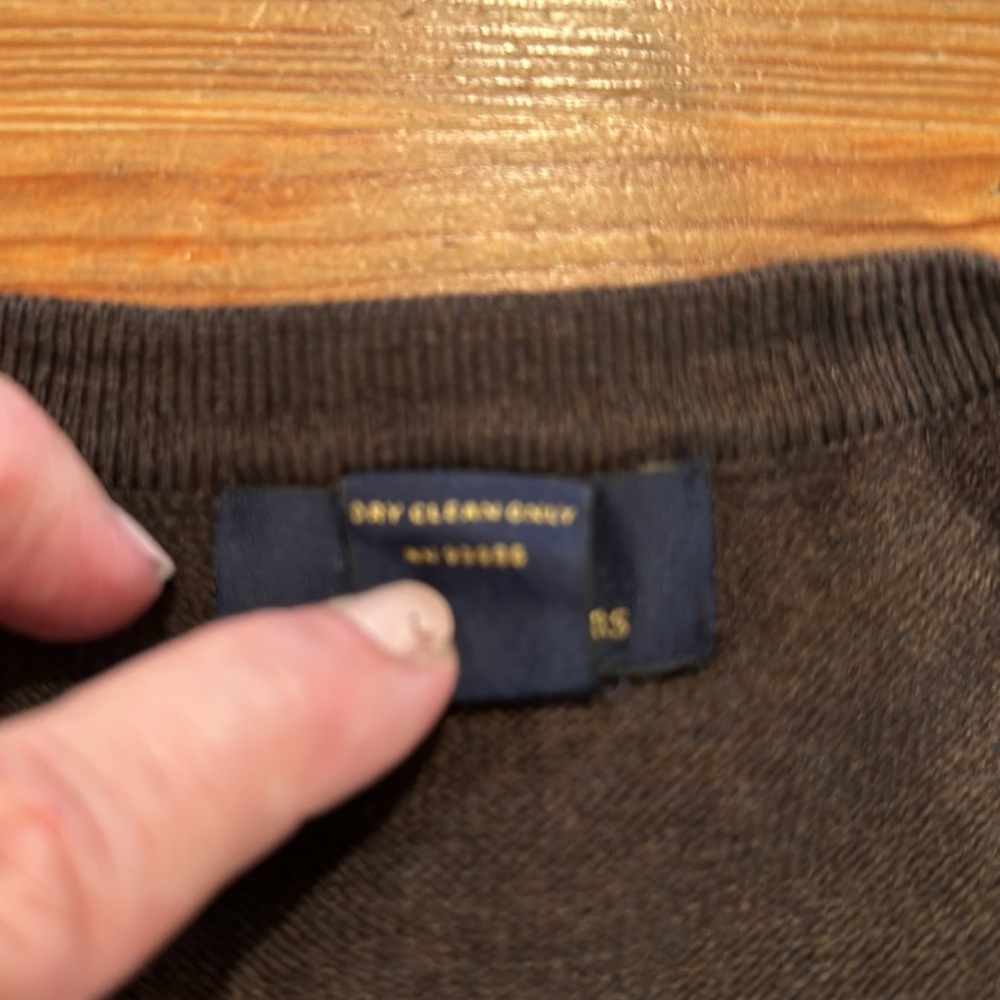 Nice mens brown v-neck sweater - Picture 3 of 4